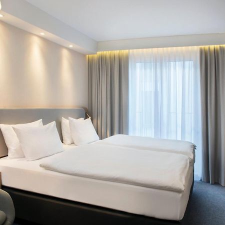 Holiday Inn Express Goettingen By Ihg Göttingen Exterior foto